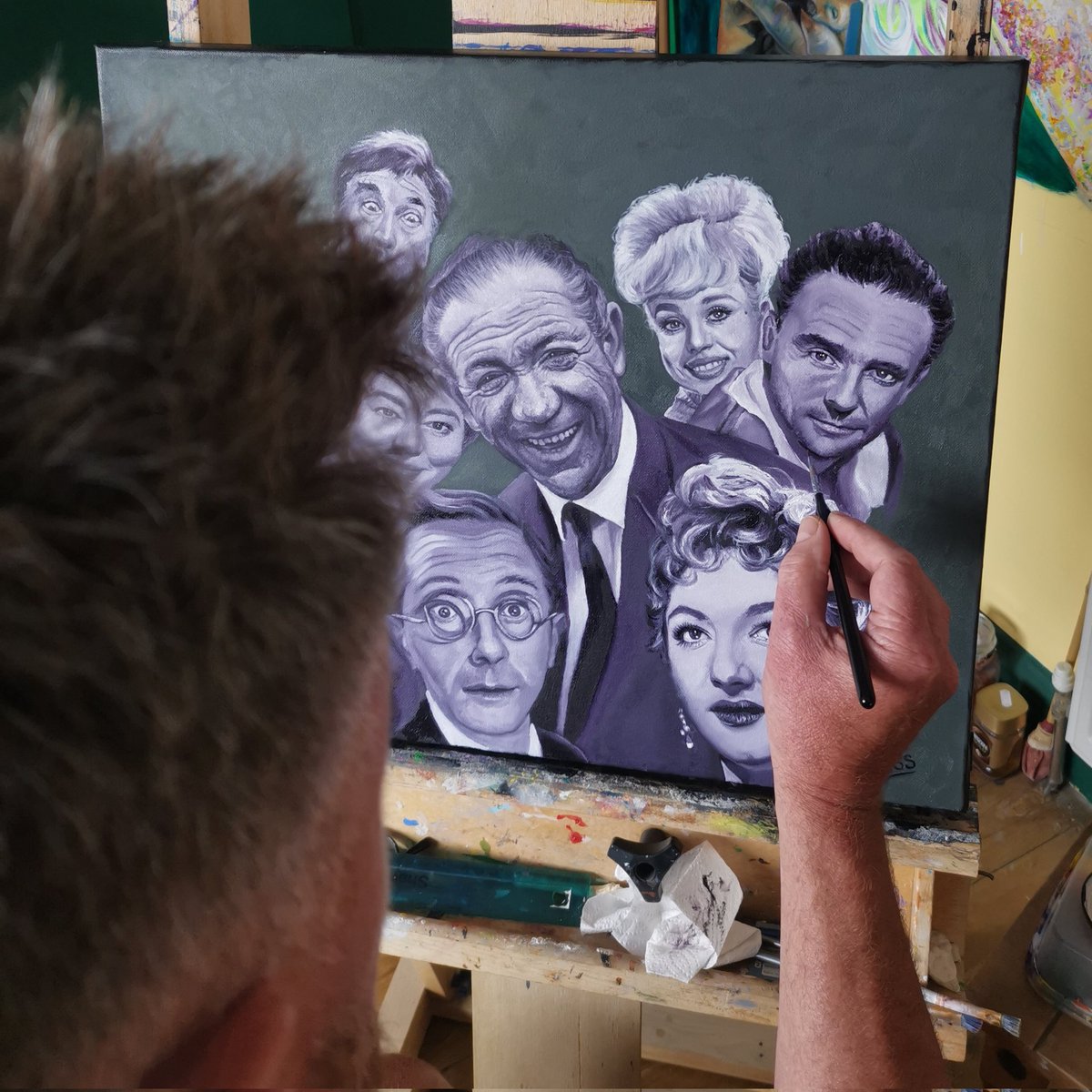 SteveEssomArt's tweet photo. Further progress on my #carryon #artcommission #montage if you're old enough to remember when #britishcomedy was great! #frankiehoward #hattiejacques #sidjames #BarbaraWindsor #charleshawtrey #joansimms #kennethconnor #britishactors #oiloncanvas #artwork #artistontwittter https://t.co/lGWo0y4vjt