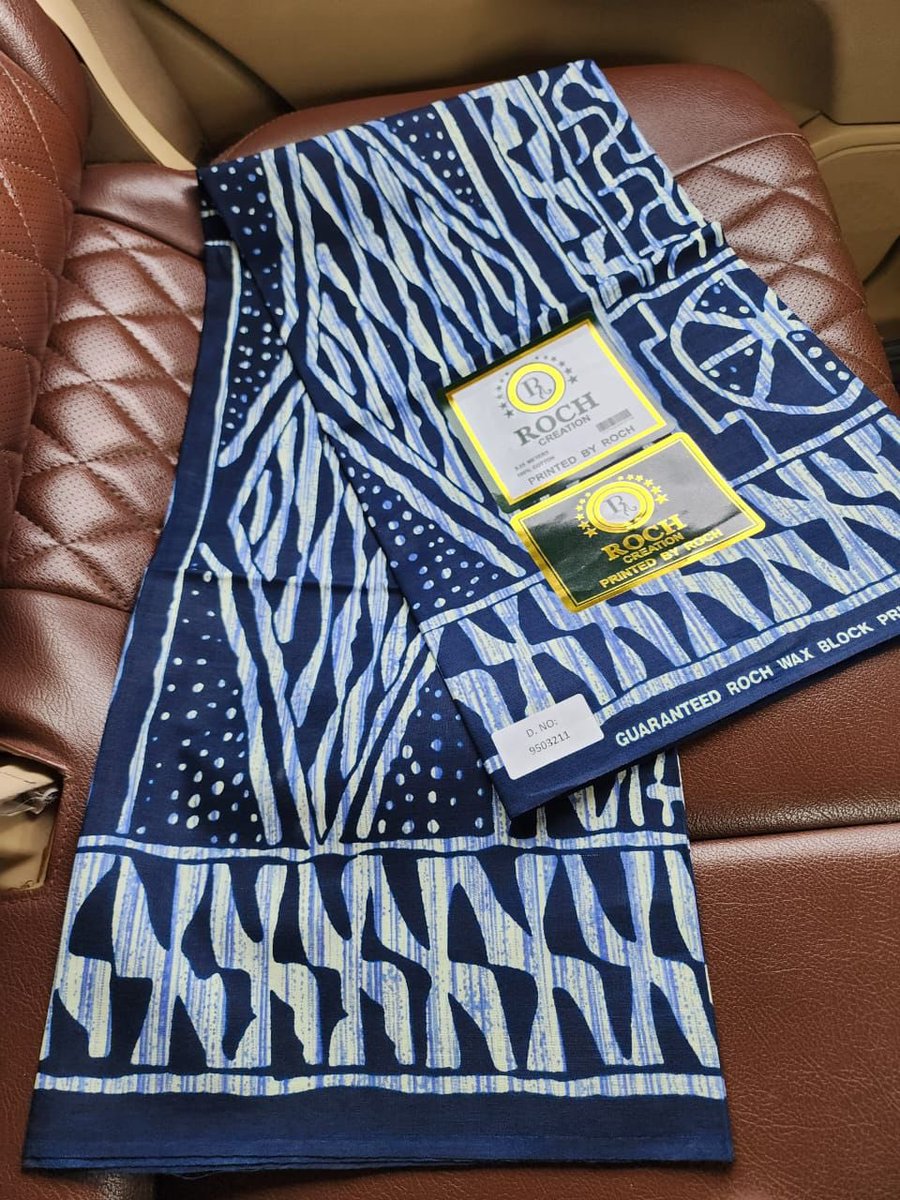 SY_shop237's tweet photo. Imprimé Ndop sur coton 👑

🪡 Tissus 💯% coton 
🪡6 yards 

💵 12.500F

📲commandez au 237692336273
RT 🙏 https://t.co/6B0rxmLXg2