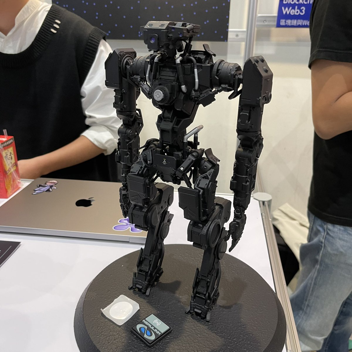 brianyehtw's tweet photo. 我的 NFT 被實體化了 XD https://t.co/tMUwNlVs90