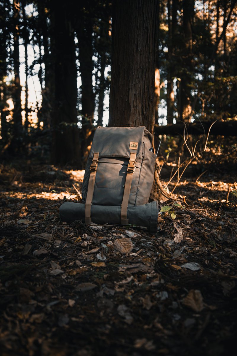 SUUTAKUCAMP's tweet photo. 夕日が味方した!!
#TheHiddenWoodsmen
#Model23Rucksack
#GearsDevices
@gearsdevices https://t.co/NRMw4UgAv6
