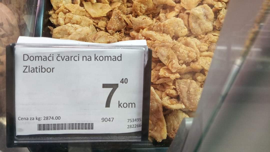bubamara1512's tweet photo. Кад помислим нема даље,а оно чварци на комад ,ни да се смејеш, ни да плачеш https://t.co/DNZiHk3EJm
