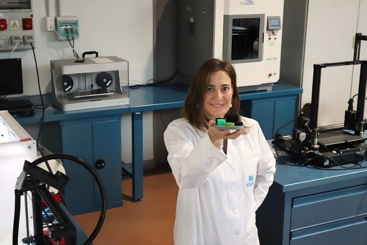 ImdeaMaterials's tweet photo. ✈️ We're exited to share news on one of our latest @MSCActions projects: #HipPEEK!
♻️ This ambitious endeavour aims to resolve a sustainability bottleneck in the aeronautical industry: the recycling challenges posed by the growing use of fibre-reinforced polymers (#FRPs).
Un 🧵 https://t.co/lHOLHjQdYy