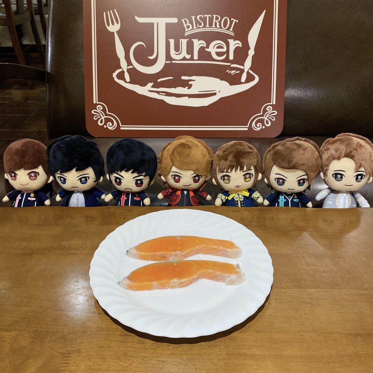 Paty_Cafe's tweet photo. coming soon🎄

クリスマスには、、🍗？ https://t.co/bkawjBh79t