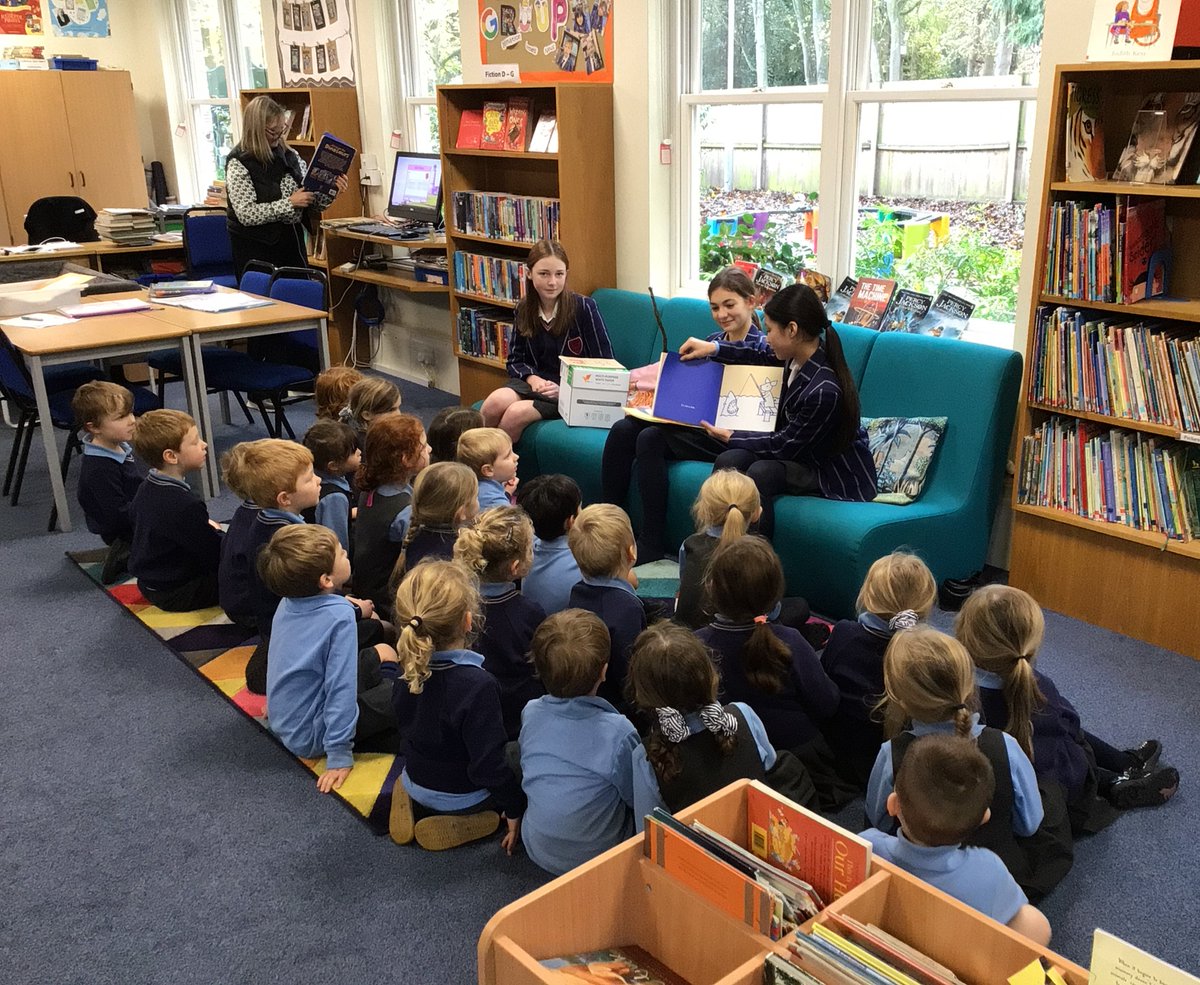 TownCloseSchool's tweet photo. Year 8 pupils Emily, Beth &amp; Polly led a fantastic lunchtime storytelling session last week, captivating their audience of 30 Reception children who sat beautifully quiet throughout, totally engrossed in the stories. 
#TownCloseCommunity #TeamTownClose #TownCloseLibrary https://t.co/fkqjZqOuf3