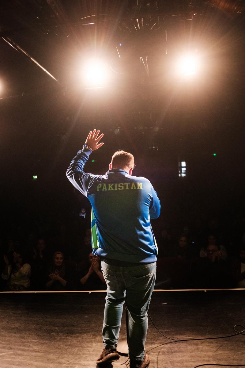 AatifNawaz's tweet photo. Epic night at Leicester Square Theatre last night. Thanks to everyone who came out to support the show and a valuable cause. Thanks to @HVRISWORLD for the photos. Thanks to all the comedians for their time. And thanks to @tezilyas &amp; @eshaanakbar for being my boys for life 💚 https://t.co/CxFxGe78nA