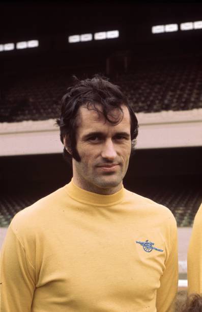 shirt_arsenal's tweet photo. #BirthdayShirt
Happy 79th Birthday to George Graham 🎂
After years of pain George gave us so many joyous memories at home and in Europe. His Magic Hat took us to titles and cups that we could only have dreamed of years earlier. Thank you Stroller. https://t.co/4sDBmGX6Ez