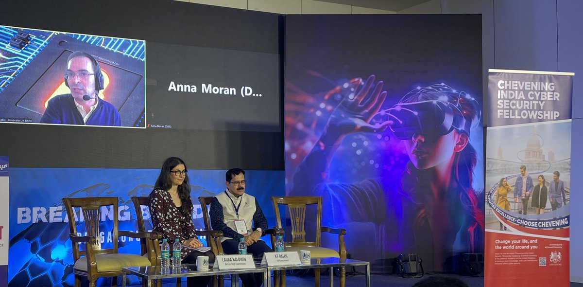 UKinBengaluru's tweet photo. A packed house at the 🇬🇧 session at @blrtechsummit focusing on a free, peaceful &amp; secure cyberspace. UK experts &amp; @CheveningFCDO alumni shared their views on the latest cybersecurity trends &amp; policy issues &amp; the #Chevening offer to 🇮🇳 https://t.co/NMEbR9szYi