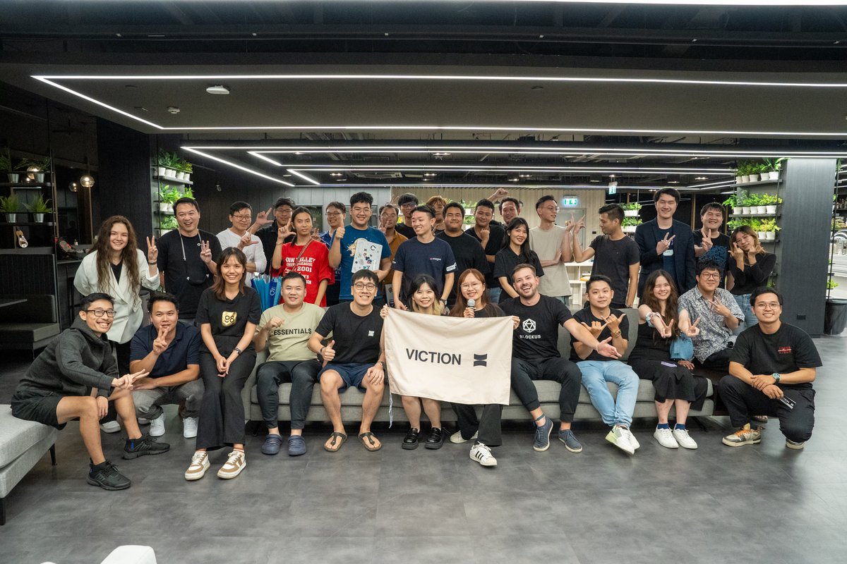 CleverseTeam's tweet photo. Viction Builder Meetup co-hosting with @impossible_, @coin98_wallet, and @BuildOnViction was a great success!
With such an amazing gathering of people, we hope to host it again soon!
#VictionChain #Cleverseweb3event #Viction #C98 #Coin98 #IF #ImpossibleFinance #Cleverse https://t.co/PvWex8Jj1k