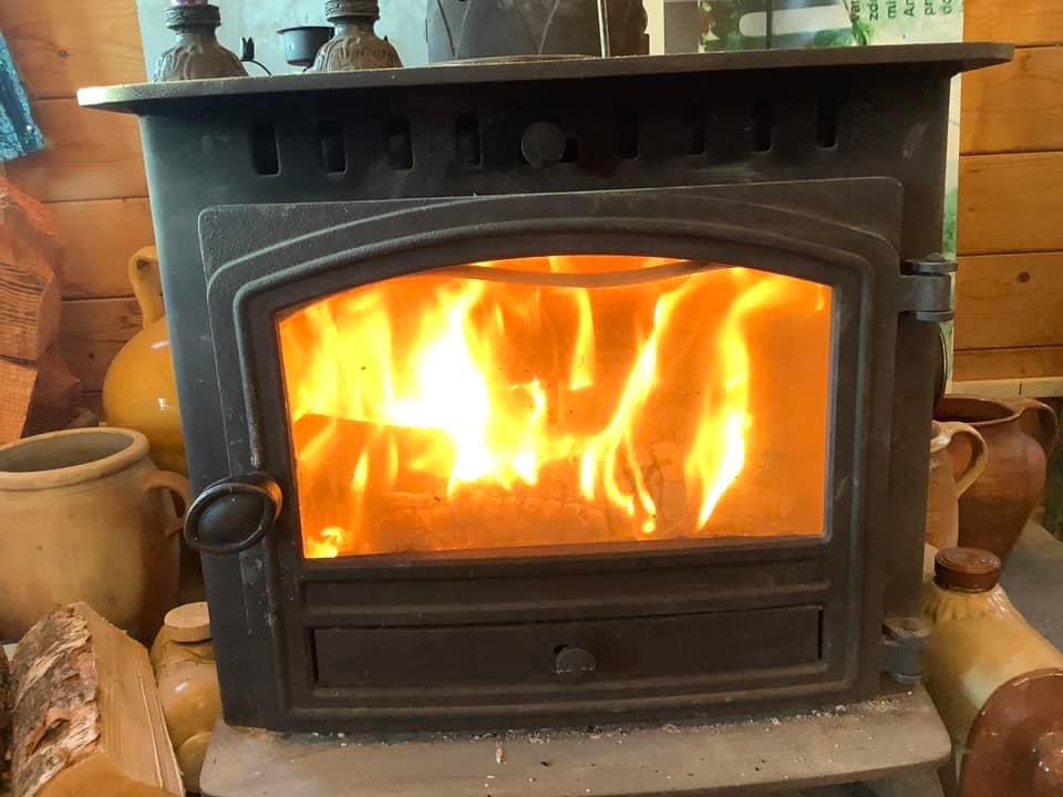 Beautifully appropriate weather this morning in readiness for our winter landscape workshop with artist Jacob Gourley. Good job we have a warm welcome waiting for our participants! 😍

myartshack.co.uk