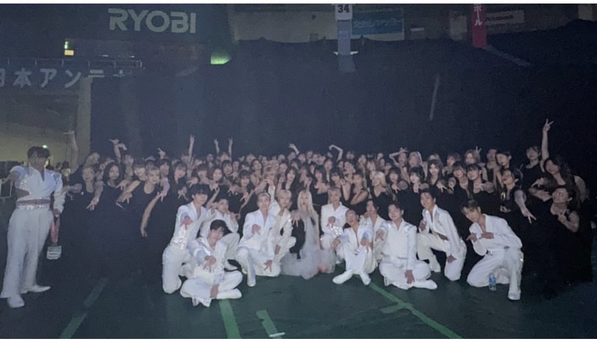 5x5Gillty's tweet photo. -MAMA AWARDS 2023-
💖JEON SOMI Stage 💖
dancerとして参加させて頂きました😌🌙✨
고마웠습니다🖤🖤🖤
#gpSTUDIO #MAMA2023 #SOMI #전소미
#MAMAAWARDS #2023MAMAAWARDS
#FastForward #THEBLACKLABEL #더블랙레이블
#gp #gpCREW #teamgp #gp♾️ https://t.co/cI3TdJRCrk