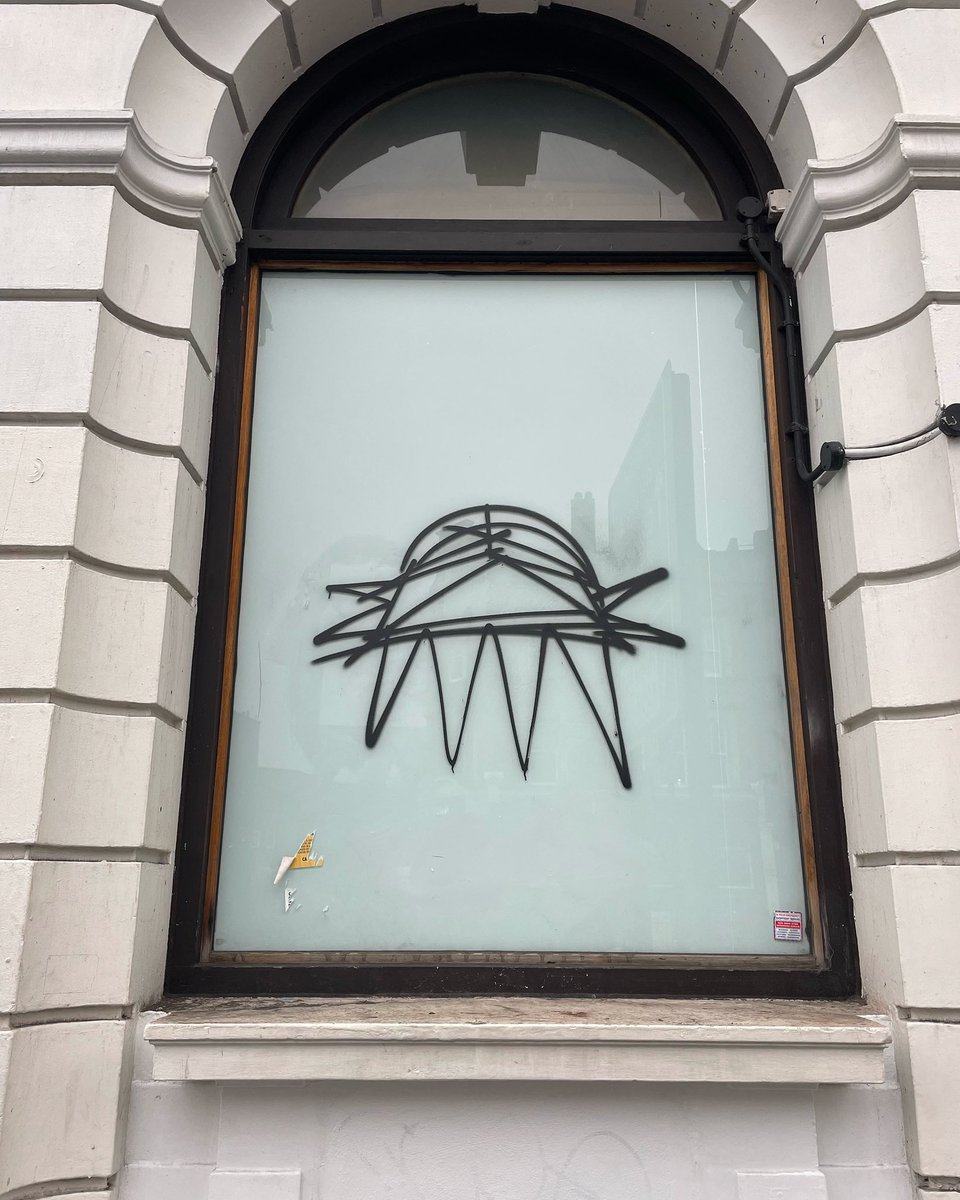 Nathan Bowen street art on the now closed window of Barclays Bank, Brixton. 

#nathanbowen #nathanbowenart #streetart #barclaysbank #abandoned #closed #brixton