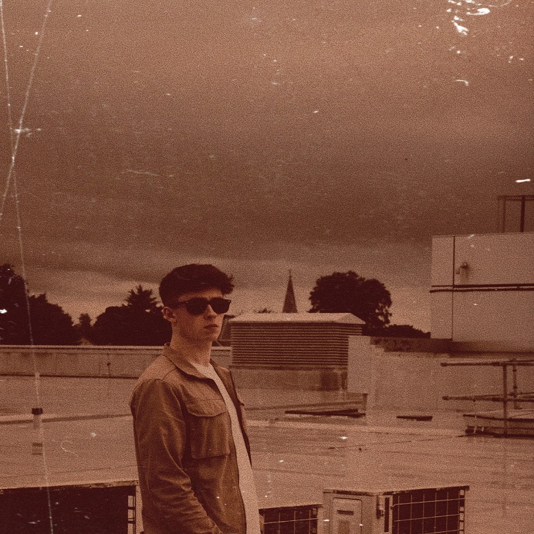 MM Radio bringing you 100% pure eargasm with Break The Ice thanks to #Ben_Cutler <a href="/BenCutl15335163/">Ben Cutler Music</a> Listen here on mm-radio.com