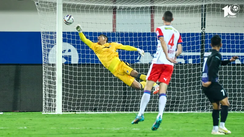 OptaJeev's tweet photo. 12.3 - @bengalurufc's custodian @GurpreetGK is averaging 12.3 recoveries per game in the ongoing @IndSuperLeague season, the highest such rate among all keepers; Sandhu has made 86 recoveries in the seven games he has played this season. Prudent. 

#BFCPFC #ISL10 #LetFootball https://t.co/jXoI1n9MZ0