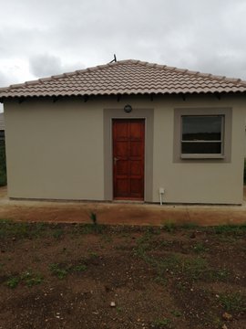Oxwarrickabor's tweet photo. #SavannaBossBonus 
This year I've finally managed to fulfill my longest dream since I was a little kid I've been dreaming of owning a house  and I'm glad it came through, I bought myself a house 
@SavannaCider @METROFMSA https://t.co/MMsWZCHt96