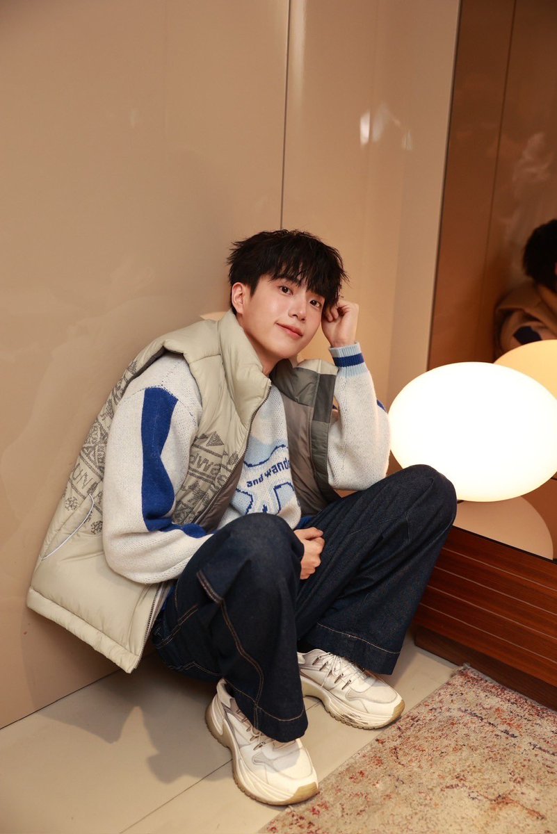 cnonkul's tweet photo. foxy 🦊 แสงดี เราแฮปปี้ https://t.co/tTXoae5PBZ