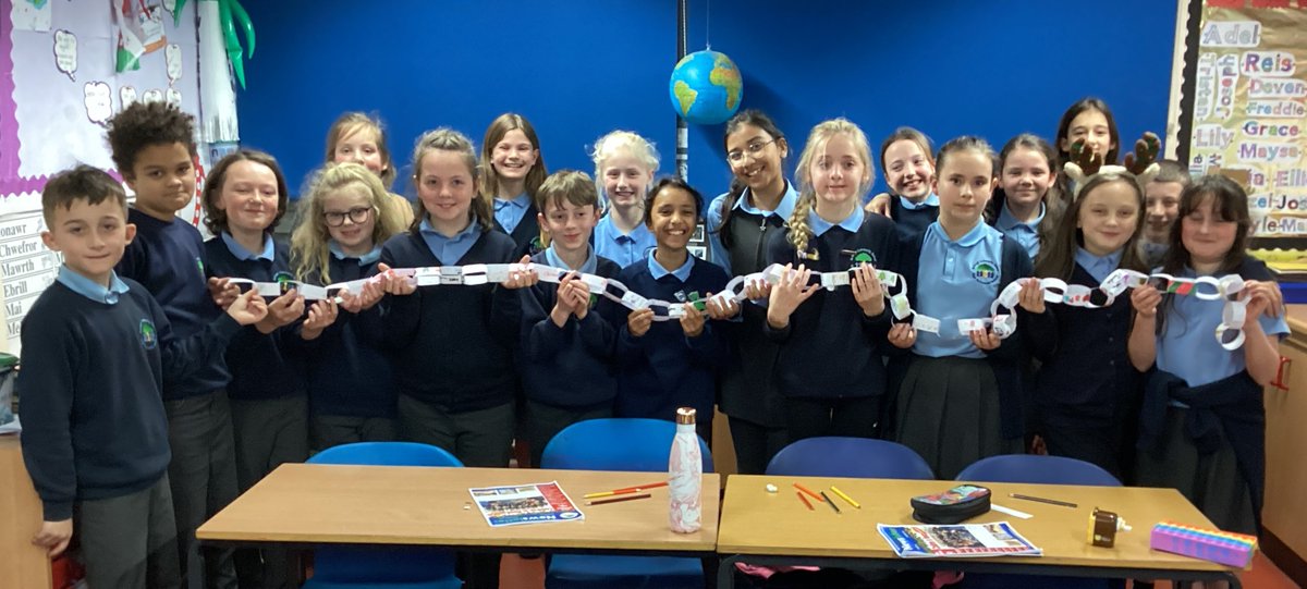 Ysgol Bodnant (@ysgolbodnant) on Twitter photo Our reporters are busy on the run up to Christmas writing and drawing on a peace chain which was then displayed on one of the Christmas trees in school. The peace chain was the idea of <a href="/HelpPicture/">Picture News</a> who’s Christmas campaign for 2023 was to ask schools to complete a peace chain. Our reporters are busy on the run up to Christmas writing and drawing on a peace chain which was then displayed on one of the Christmas trees in school. The peace chain was the idea of <a href="/HelpPicture/">Picture News</a> who’s Christmas campaign for 2023 was to ask schools to complete a peace chain.