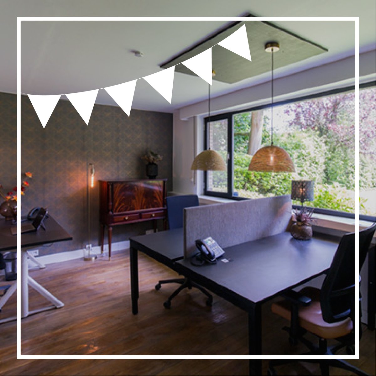 bardoffice's tweet photo. #feest want Bar d'Office Herentals en Zaventem vieren vandaag hun tweede Bar d'Office Anniversary 🎂.

#bardoffice #coworking #flexoffice #workspace #work #meet #inspire #coworkingspace https://t.co/6GN9c1XMso