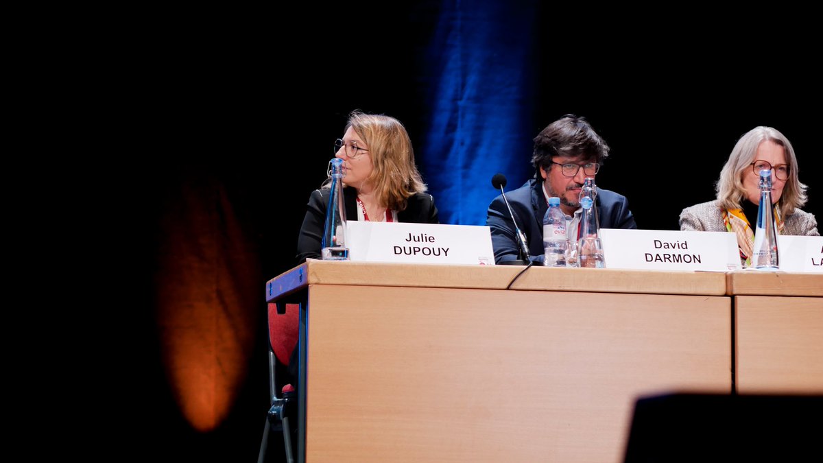 DermgNice's tweet photo. Grande plénière : la qualité maintenant ou jamais

Au @congrescnge 

Intervention de @Dr_Gromi 
Présentation de la marguerite de la qualité des soins 
👏🏻

#CNGE2023 https://t.co/Jx79FQpau8