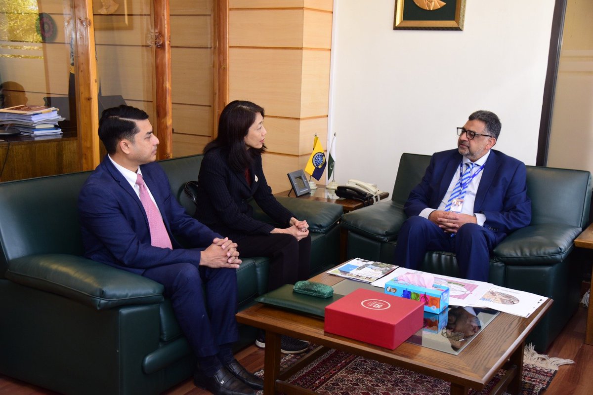 Vice President along with delegates from Mae Fau Laung University of Thailand visited BUITEMS. The delegation was headed by secretary Sports and Youth Affairs under the Quetta Youth Festivel program.