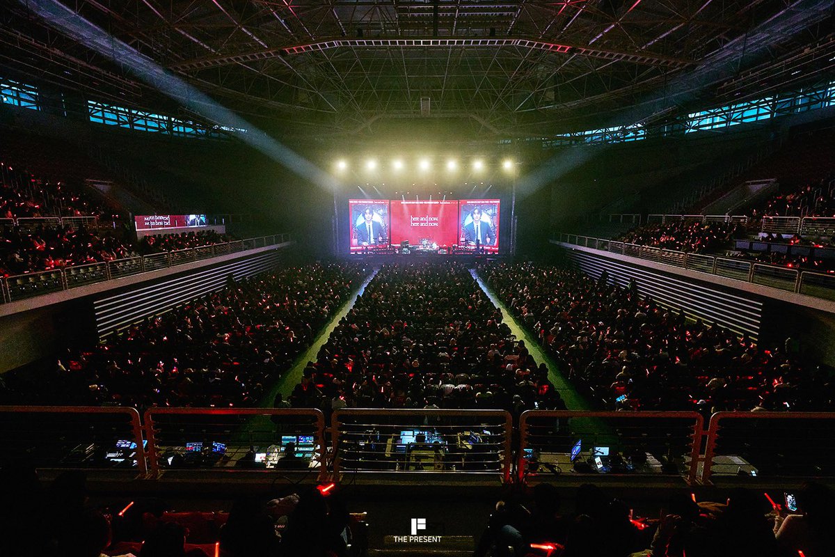 여기 지금, 그리고 우리가 함께했던 그날의 행복한 순간 속으로 함께 떠나요:)

Sharing behind-the-scenes photos from the 2023 Ahn Hyo Seop Asia Tour <THE PRESENT SHOW-here and now> Once more.

#안효섭 #AHNHYOSEOP 
#アンヒョソプ  #安孝燮 #pauljjak #폴짝