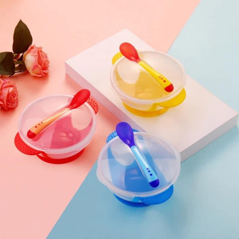njipeu's tweet photo. @Mxchele_Sandraa @bijoutierSahel Set Bol cuillère en silicone🥣 
2.500fr 
690740444
Disponible à Douala et expédition hors de la ville https://t.co/BOBVnlPvop