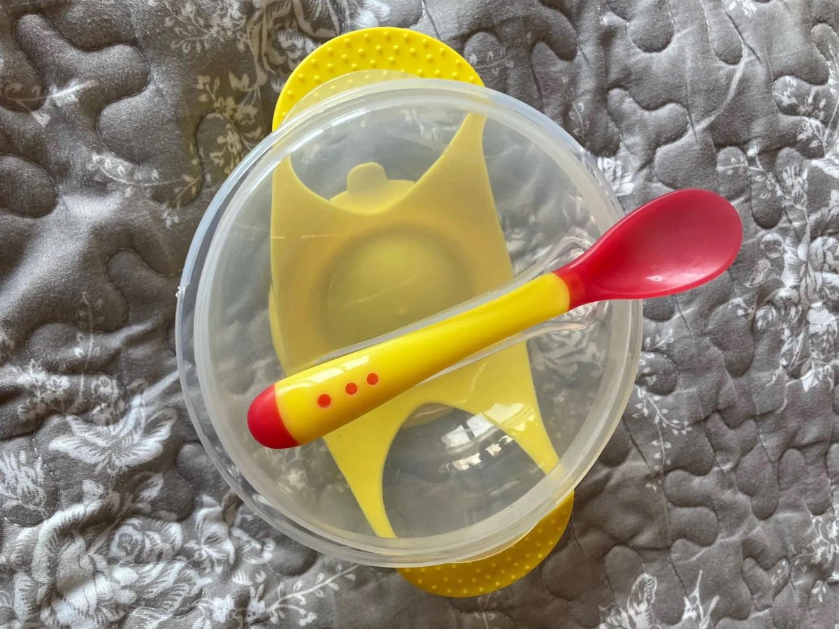 njipeu's tweet photo. @Mxchele_Sandraa @bijoutierSahel Set Bol cuillère en silicone🥣 
2.500fr 
690740444
Disponible à Douala et expédition hors de la ville https://t.co/BOBVnlPvop
