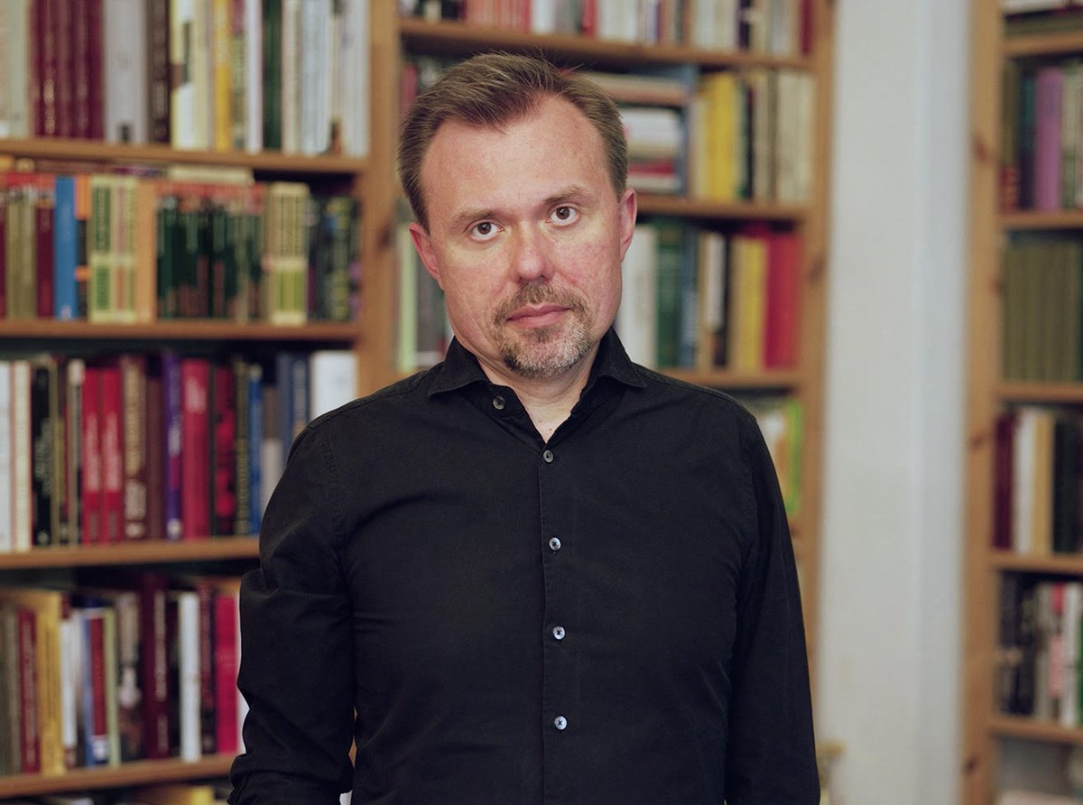 Im letzten Beitrag zum Thema "Die Ukraine und Ukrainestudien neu denken" im #Wissenschaftsblog #Polenstudien reflektiert <a href="/viadrina/">Europa-Universität Viadrina</a>-Professor Andrii Portnov die ukrainische Geschichtsschreibung nach dem 24.2.2022 und stellt einen eigenen Ansatz vor. 
#VCPU
pol-int.org/de/wissenschaf…