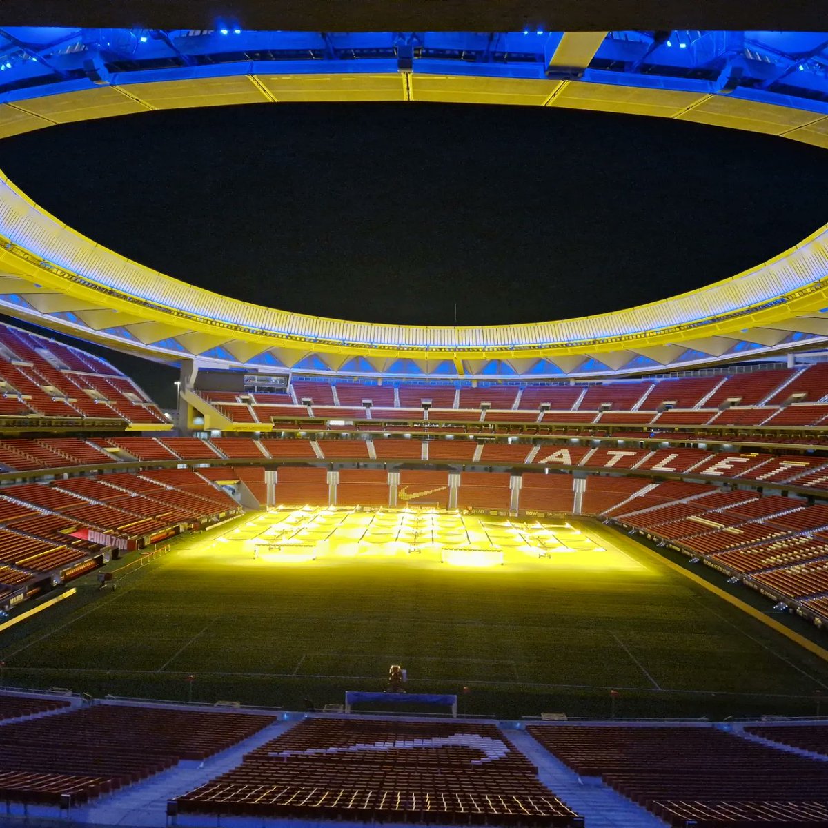 RotorHub_Int's tweet photo. The final day of @EuropeanRotors has started! What a show it's been. Here's a flashback to Monday evening where the team were treated to a Athletico Madrid stadium tour. A huge thank you to @eha_heli for hosting a great evening. 🚁
#europeanrotors23 #europeanrotorsmadrid https://t.co/SnITYLxCb2