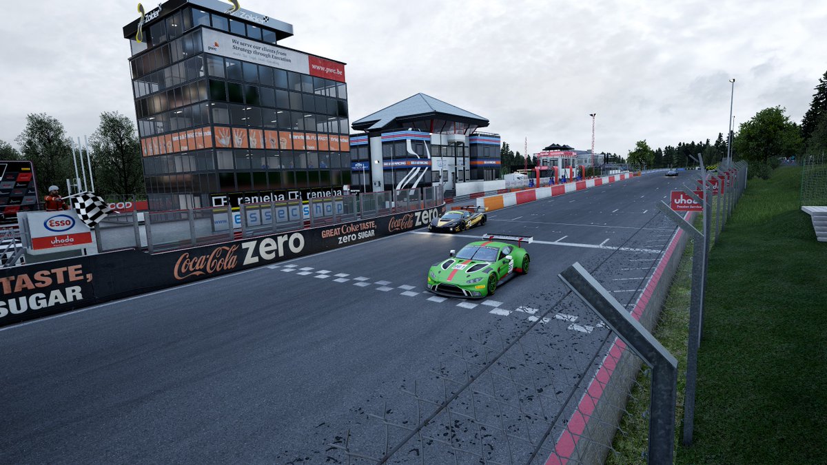 Apex Online Racing tweet media