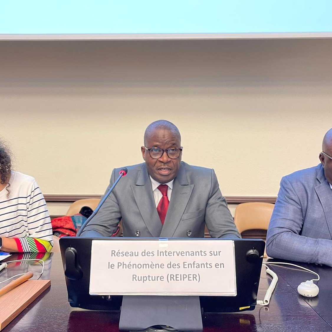 UPRinfo's tweet photo. During #PS45 @Reiper242 raised concerns about the #RightsofChildren and their right to #health and #education in 🇨🇬. Among their recommendations, they urge the #RepublicofCongo to ensure that perpetrators of violence against children are brought to justice. #HumanRights https://t.co/NhtmUEkRhv