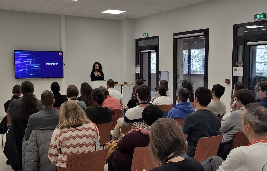 🔴 LIVE - Who Run The Tech ? Girls ! Clémentine, Coralie et Lysa vous donnent leur Guide du Développement Responsable et Margaux vous parlent du métier de Data Stewart : on vous attend nombreux ! #Rennes #Tech #IT #Innovation @ESTIMnumerique