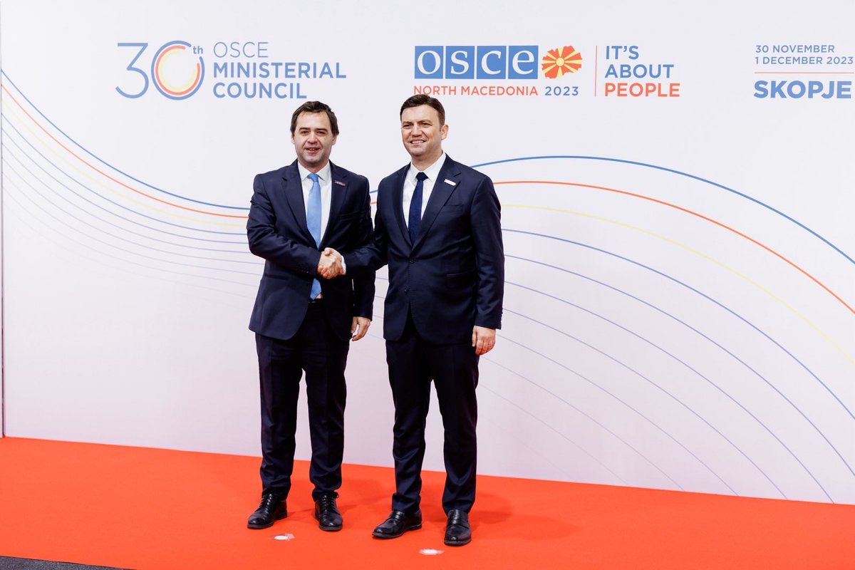 It was great to be welcomed by Macedonian FM @Bujar_O. Congratulated him on the successful OSCE chairmanship during challenging times. Macedonia's commitment to European peace and stability, along with unwavering support for Ukraine's territorial integrity, is commendable.