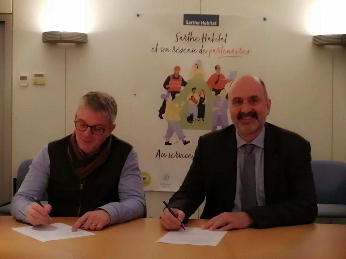 Sarthe Habitat et la mission locale de l’agglomération mancelle signent ce 29 /11 une convention de partenariat pour accompagner ambitieusement et efficacement les #jeunes  vers leur #insertion sociale, citoyenne et professionnelle.
#logementsocial #partenariat <a href="/ml_lemans/">Mission locale de l'Agglomération Mancelle</a>