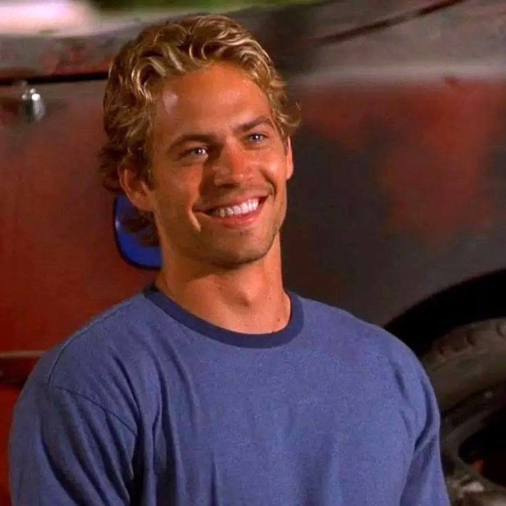choquei's tweet photo. 🚨HOJE: Há exatos 10 anos, em 30 de novembro de 2013, o mundo se despedia de Paul Walker. 

O ator era o protagonista de “Velozes e Furiosos” e morreu aos 40 anos após sofrer um grave acidente de carro. https://t.co/PoeC3jCqo4