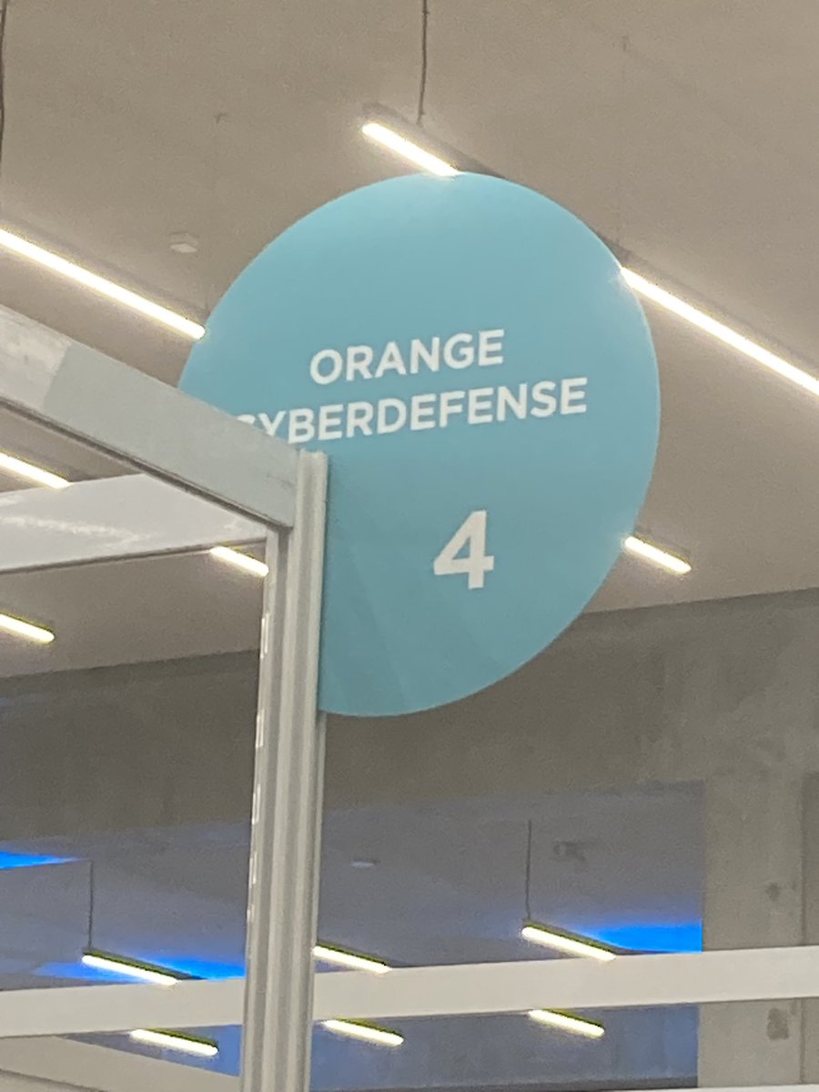laurencelang31's tweet photo. La 5ème édition du salon #cbc #Meet dédié à la sécurité bat son plein☺️
Des conférences inspirantes et une belle fréquentation😉
Venez échanger avec les experts @OrangeCyberFR sur le stand 4 et ses partenaires technologiques (#vectra, #Vade, #SentinelOne) et nos offres #microSOC https://t.co/PVzc7MWj7q