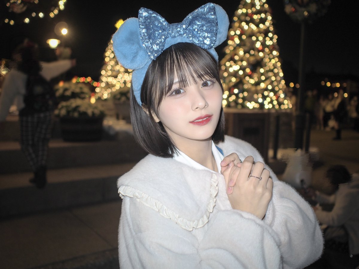 ogi_hana_'s tweet photo. 冬のディズニー、好き！ https://t.co/gICYaad0gM