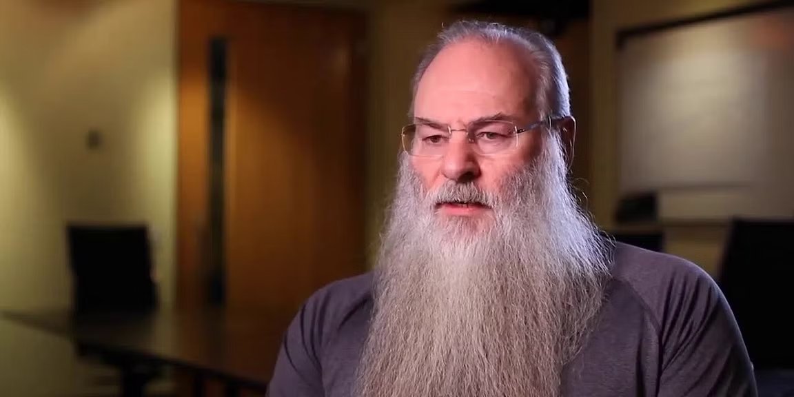 Giuliano_Mana's tweet image. Mark Leonard is the most peculiar businessman I have ever read.

Some extracts from his letters showing why: