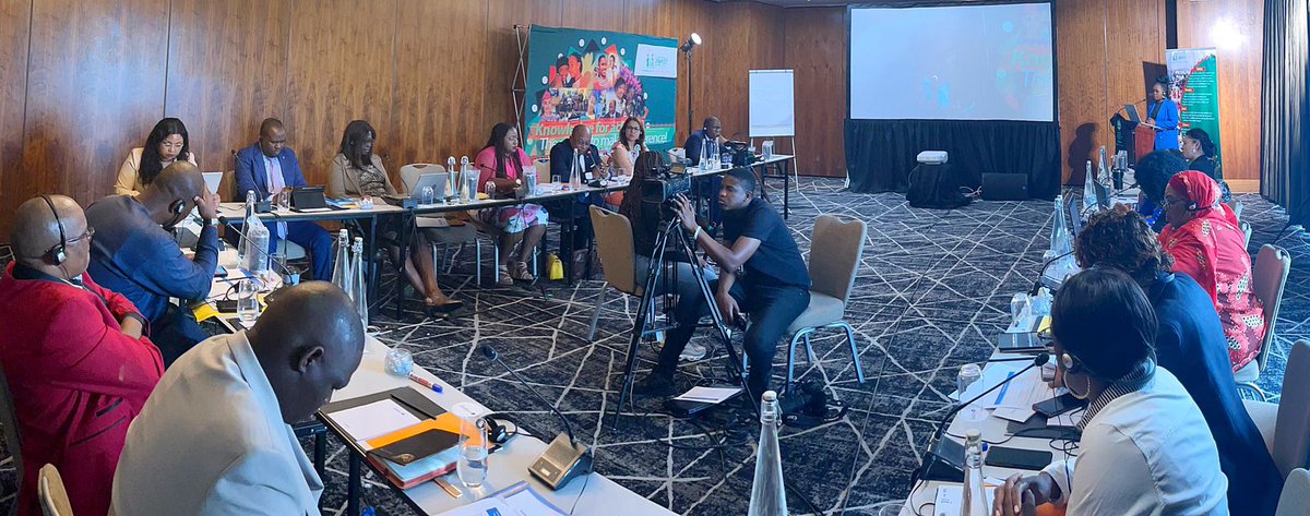 H.E. SG of <a href="/sadcpf/">SADC Parliamentary Forum</a> Madame <a href="/BoemoSekgoma/">Boemo Sekgoma- SADC PF Secretary General</a> sharing Solidarity Remarks; &amp; our ED Ms @rouzeh9 sharing Opening Sentiments; at the Regional Policy Dialogue on Ending Unsafe Abortion &amp; #EUP, with MPs from 14 #SADC Member States; under TLivesSHARP Prog supported by @sida
#SupportChoice