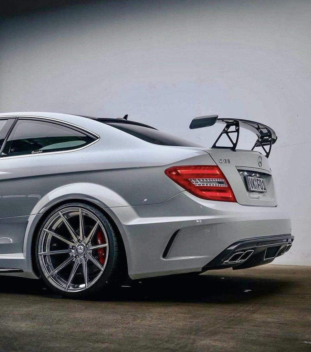 Car lifestyle tweet media