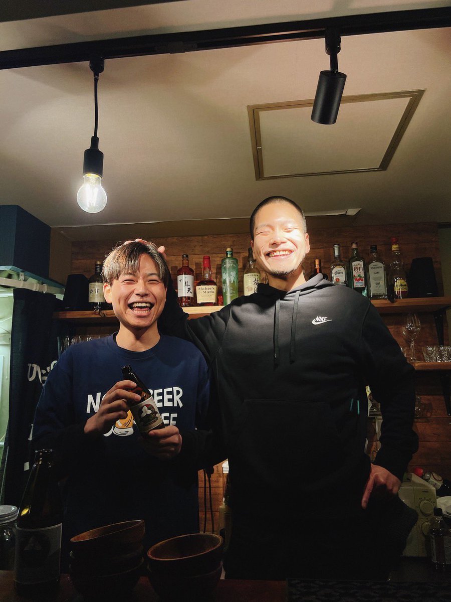 30日(木)18時オープンです！

北大生宮地くんが作ったビール開栓です！
多分今日無くなりそうなのでみんなのみ来てね！