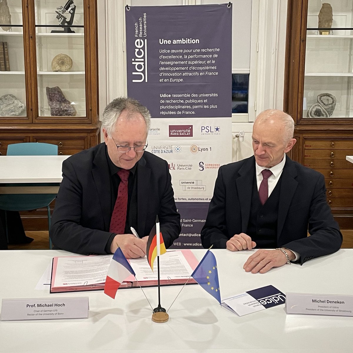 #GermanU15 en 🇫🇷 | Mit unserem Partnerverbund <a href="/UdiceGroup/">Udice</a> haben wir gestern unsere enge Zusammenarbeit in einer gemeinsamen Erklärung bekräftigt und dabei eine Reihe von Maßnahmen vereinbart, um die 🇫🇷🇩🇪 Kooperation weiter zu intensivieren. 🤝 german-u15.de/presse/ressour…