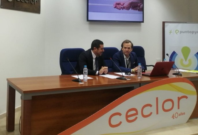 ArmadaAlvaro's tweet photo. Está mañana celebramos en @CECLOR_ #Lorca una nueva jornada del programa #Tracción del @infoRMurcia 
Agradecemos a las empresas tractoras @Andamur_es @RuizReSeguros @HPtoJuanMontiel 
#CaudalSitemasdeRiego
#ColorQ su colaboración con el emprendimiento en nuestra Región https://t.co/PEkI6XQRcY