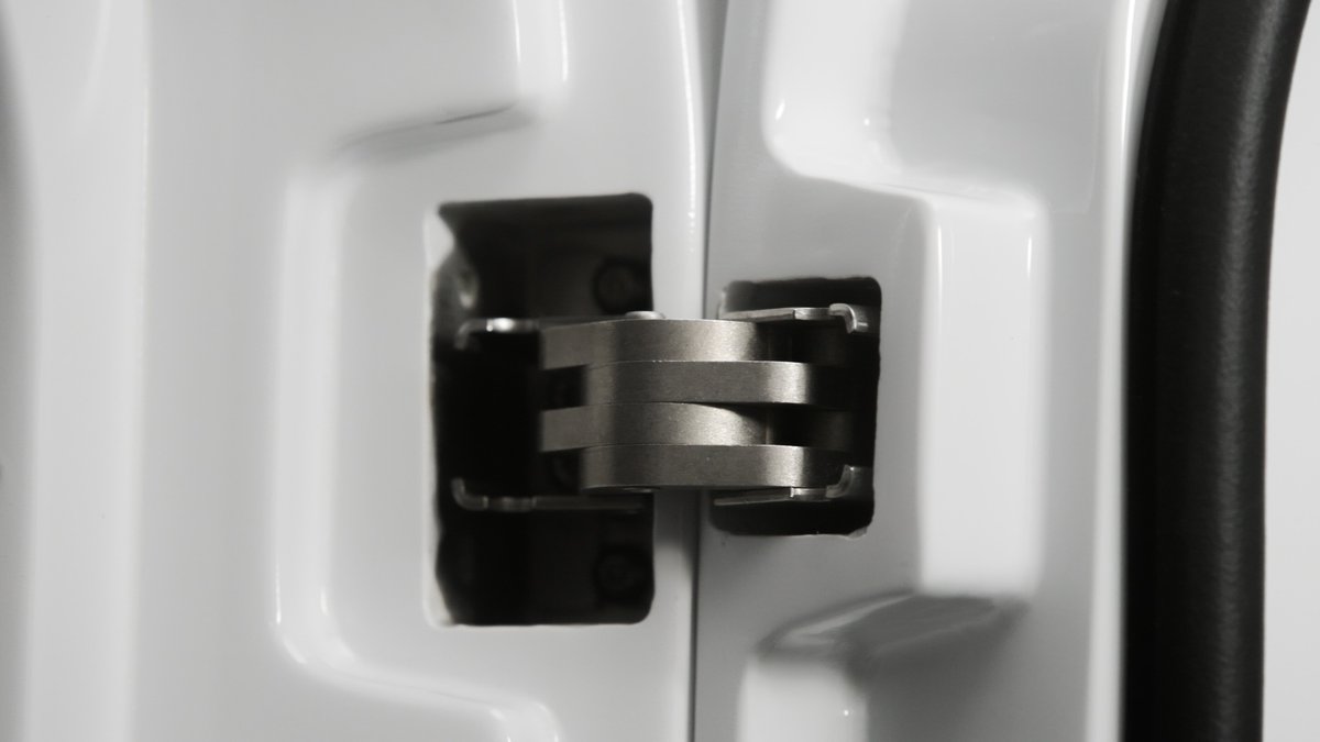 Wingamm1's tweet image. OASI 540.1

Keeping high expectations on the design that made us known, the Oasi 540.1 is a completely engineered jewel from the monocoque bodywork, to the doors, to the positioning of the fixing capsules on the door edges, because quality is always in the details.

#wingamm