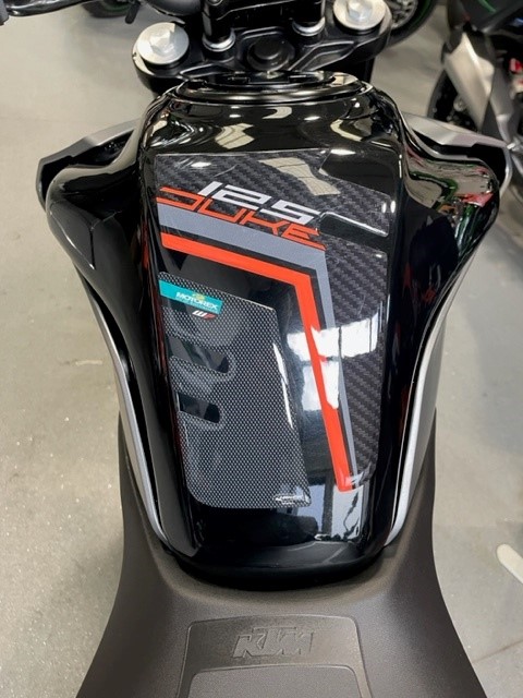📷KTM 125 Duke - 2023
£3,795.00 - 2,451 miles
One owner from new.
Bike is fitted with KTM Tank Pad.
For more details or to book a Sales Appointment, please call 028 9262 2886 (option 1) or email sales@phillipmccallen.com