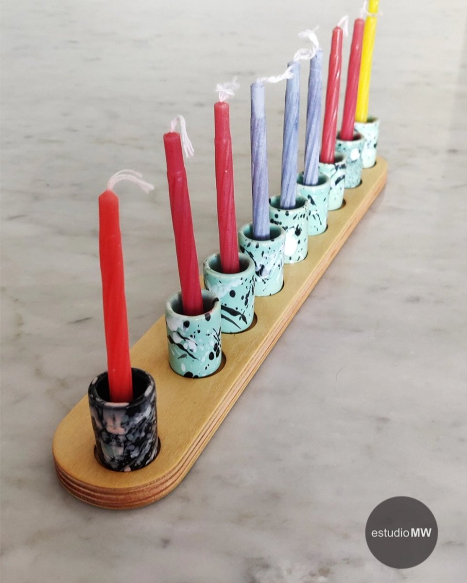 estudioMW's tweet photo. Se viene Januca! 
El que esté buscando una linda Janukia puede contactar por DM o sino al link de ML. Cerámica y madera. Varios colores! #januca
#janukia #hanukkah 
https://t.co/EkBjO5icNo https://t.co/vTONgKajpb