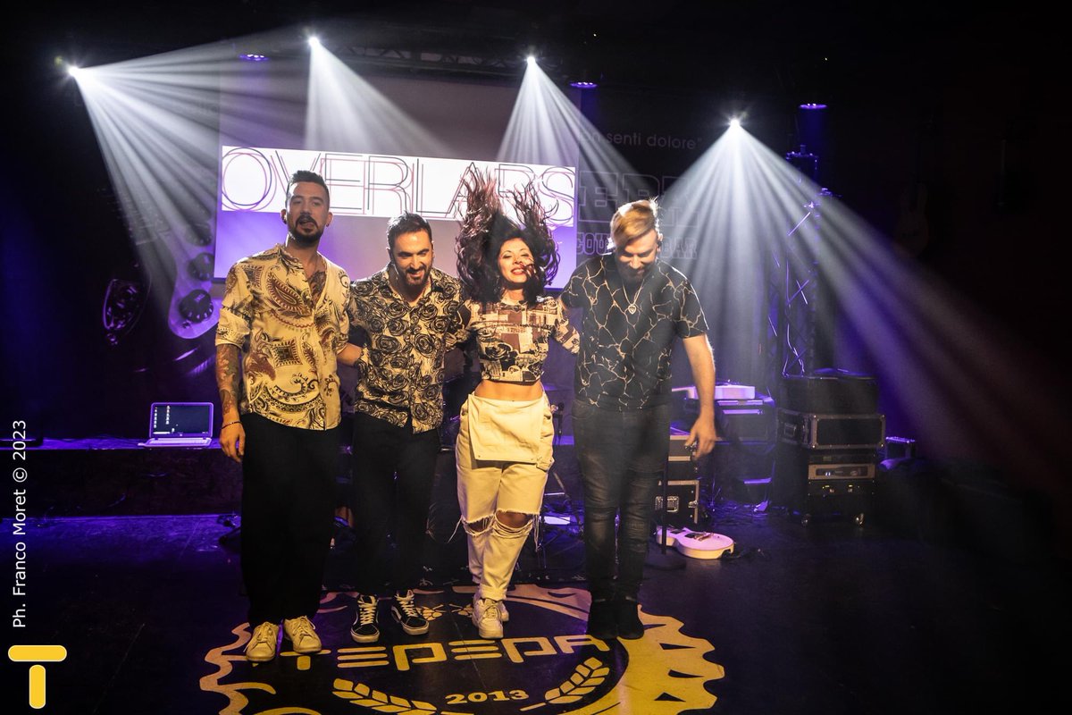 OVERLAPS OFFICIAL (@overlapsoff) on Twitter photo About last night ❤️ it was on fire🔥it was nice to see you there!🫠
Photo by <a href="/franco_moret/">Franco Moret</a> 📸 About last night ❤️ it was on fire🔥it was nice to see you there!🫠
Photo by <a href="/franco_moret/">Franco Moret</a> 📸