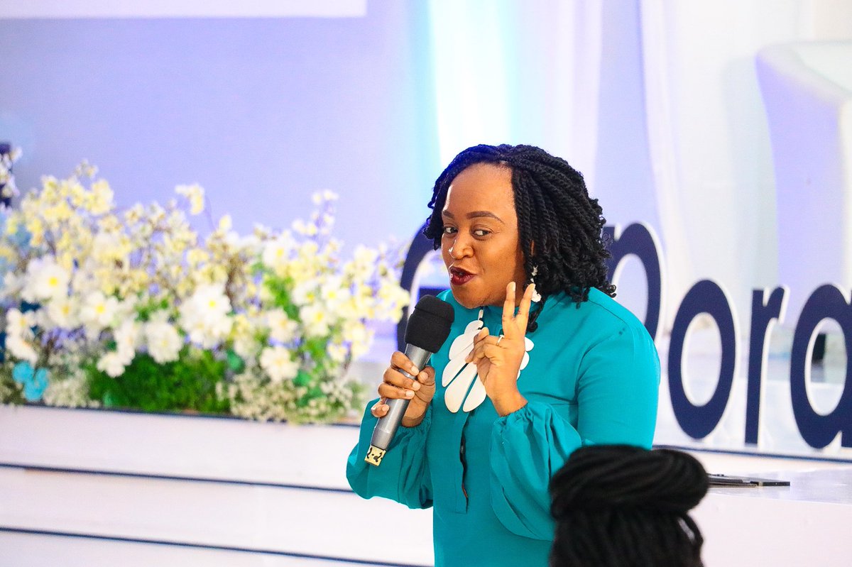 MTNCameroon's tweet photo. Firstly, @mkngambi shared on Purpose. « Purpose gives the reason to be who you really are » she said.
#DoingGoodTogether #CWILS https://t.co/YLvQrhoYco