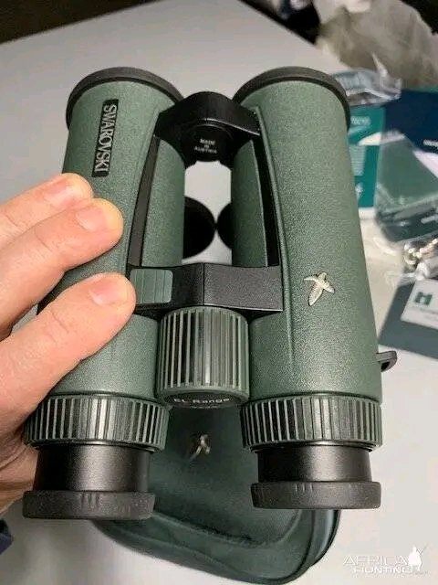 hello 👋 I am selling my Swarovski El 8x42 range (clear laser binocular rangefinder) 600$