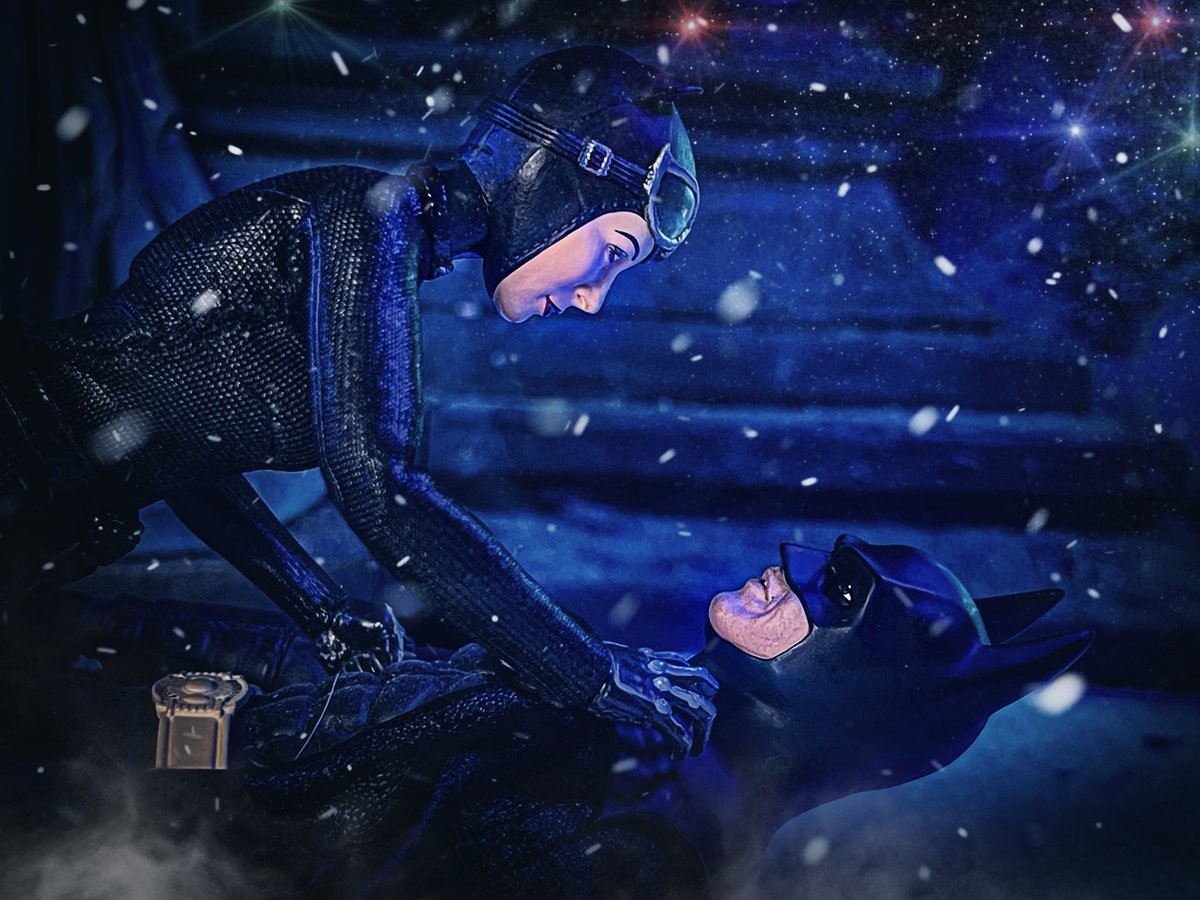 “Mistletoe can be deadly if you eat it…” 

#Batman #Batman89 #MichaelKeaton #CatWoman #Mezco #MezcoToyz #MezcoToys #DCComics #TimBurton #ACTIONFIGURES #ActionFigurePhotography #toyphotography 

<a href="/mezcotoyz/">Mezco Toyz</a> <a href="/DCOfficial/">DC</a> <a href="/Batman/">Batman</a>