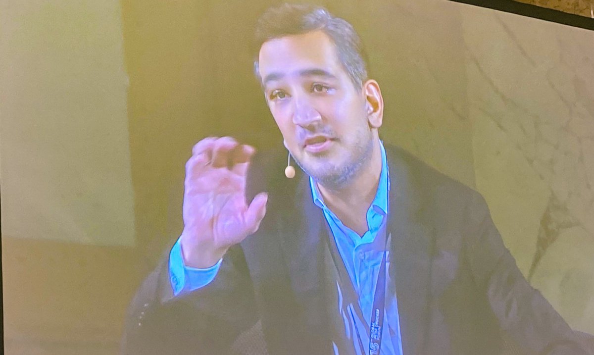 Isabella Mader (@isabellamader_) on Twitter photo Beware your strengths. They have a shadow side.
Niren Chaudhary <a href="/chaudhary_niren/">Niren Chaudhary</a>
#DruckerForum <a href="/GDruckerForum/">Global Drucker Forum</a> Beware your strengths. They have a shadow side.
Niren Chaudhary <a href="/chaudhary_niren/">Niren Chaudhary</a>
#DruckerForum <a href="/GDruckerForum/">Global Drucker Forum</a>